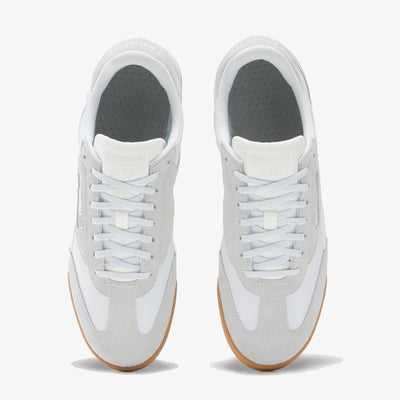 Reebok | CAMPIO XT { MOON/CHALK