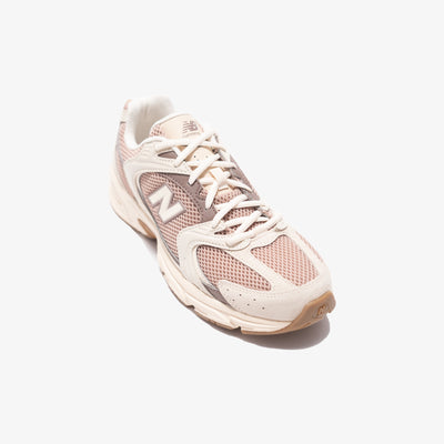 New Balance | 530 { PINK/BEIGE