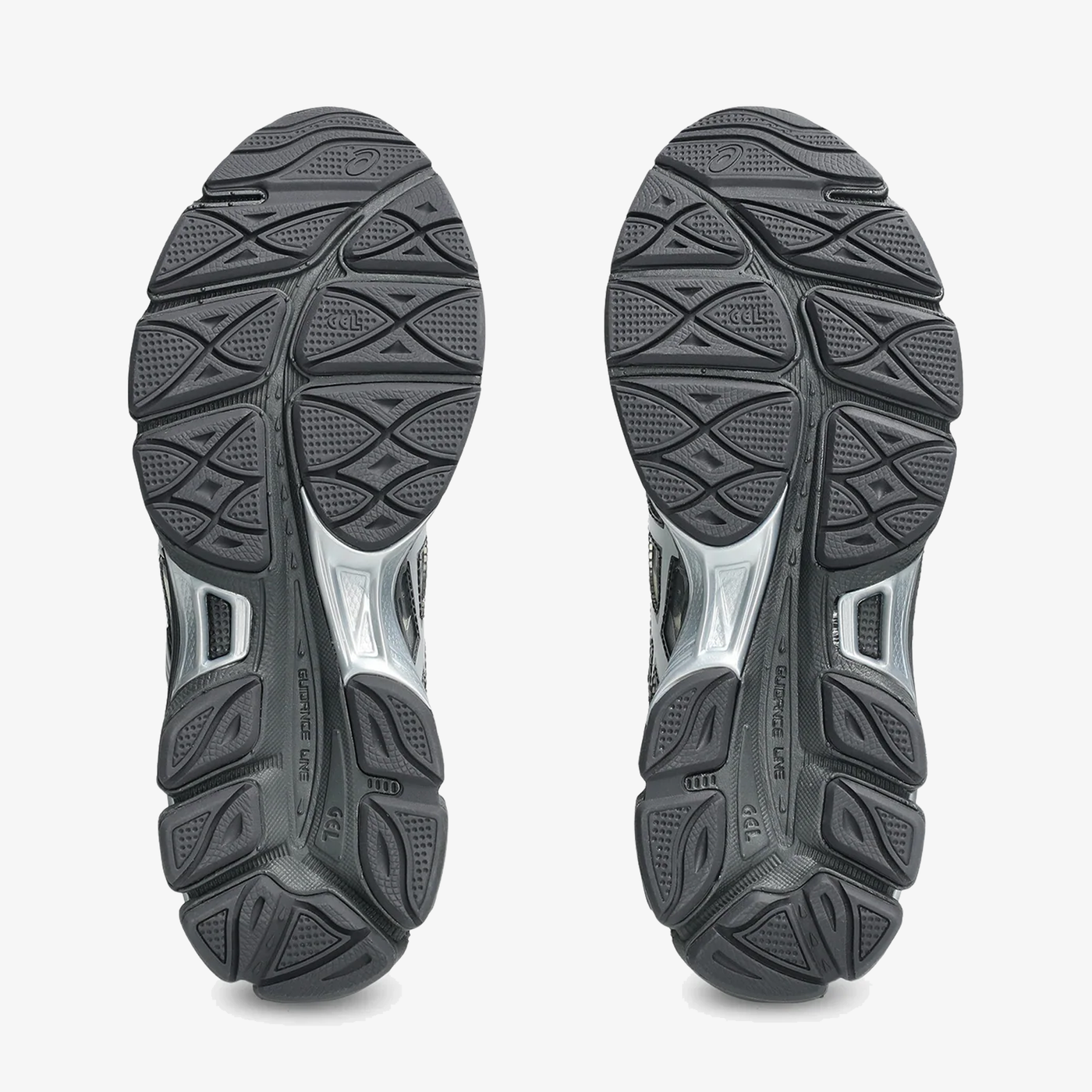 ASICS | X CECILIE BAHNSEN GEL-CUMULUS 16 SSCB { IVORY/BLACK