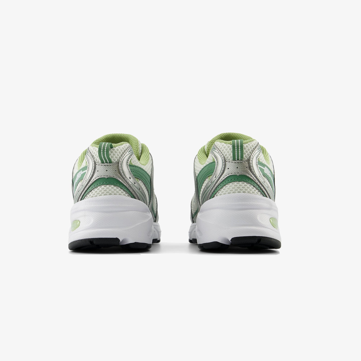 New Balance | 530 { GREEN/WHITE