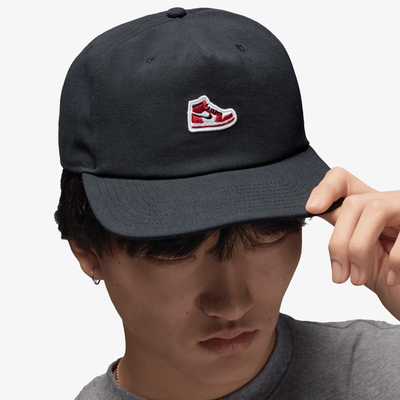 Jordan | STRUCTURED HAT { BLACK