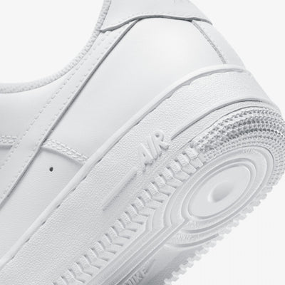 Nike | AIR FORCE 1 '07 { WHITE