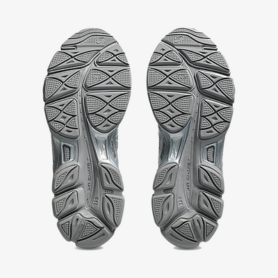 ASICS | X CECILIE BAHNSEN GEL-CUMULUS 16 SSCB { GLACIER GREY/PURE SILVER