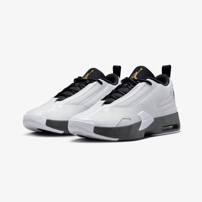 JORDAN | MAX AURA 6 { WHITE/METALLIC GOLD-BLACK