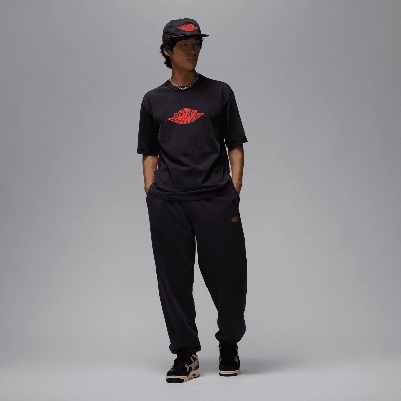 Jordan | RARE AIR T-SHIRT { BLACK/CHILE RED