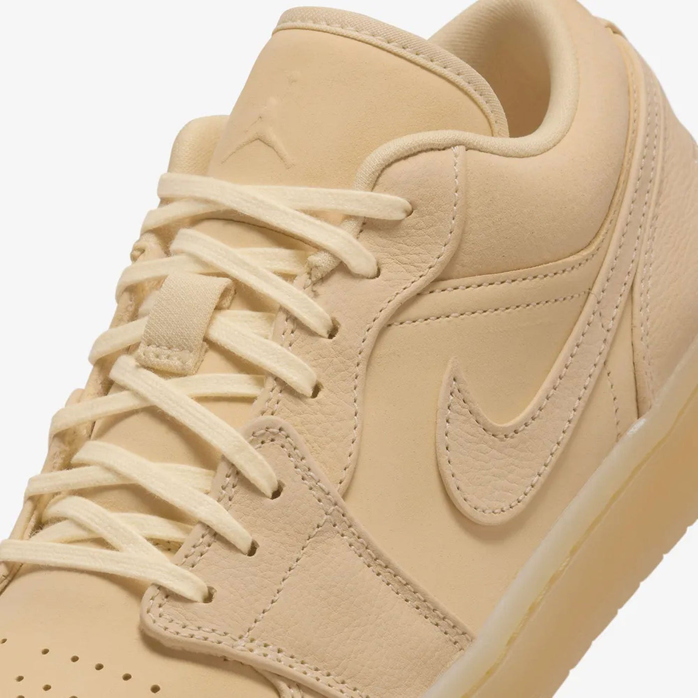 Jordan | AIR JORDAN 1 SE  { PALE VANILLA/PALE VANILLA-PALE VANILLA