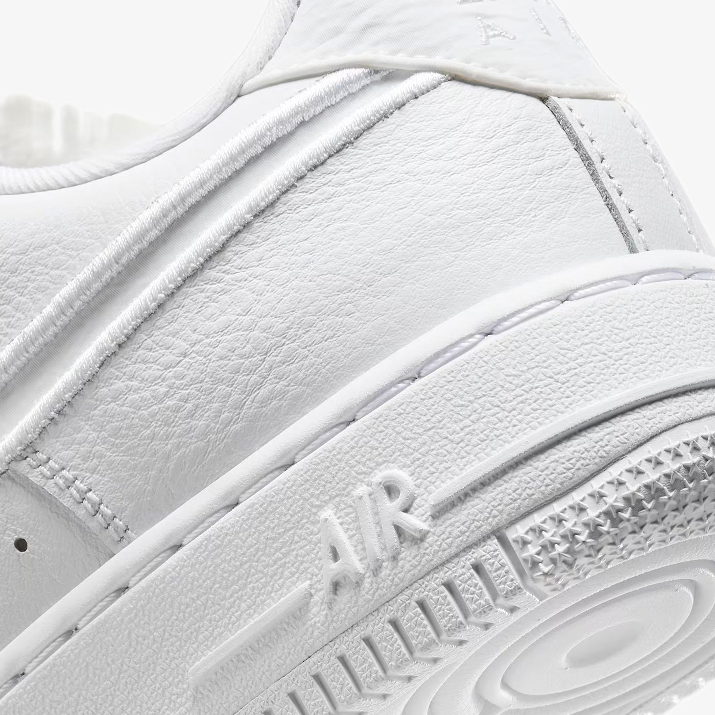 NIKE | AIR FORCE 1 LOW DANCE { WHITE/WHITE-WHITE-METALLIC SILVER