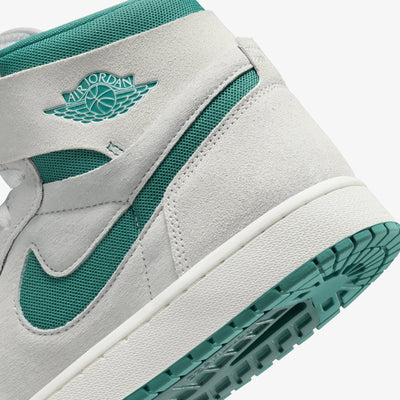 Jordan | AIR JORDAN 1 ZOOM CMFT 2  { SUMMIT WHITE/BICOASTAL-OXIDIZED GREEN