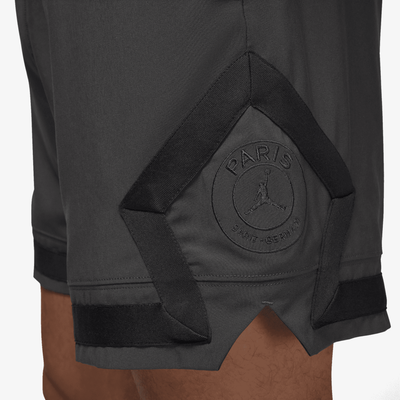 JORDAN | M J PSG DMND SHORT { ANTHRACITE/OFF NOIR/OFF NOIR
