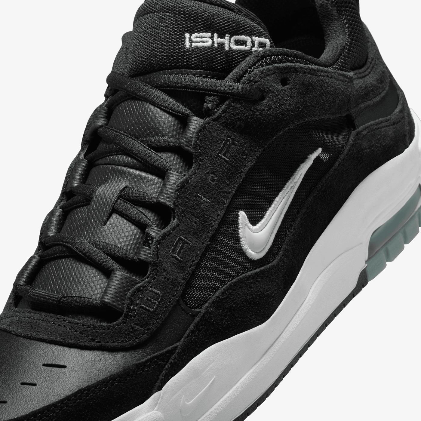Nike | AIR MAX ISHOD { BLACK/WHITE-BLACK-BLACK