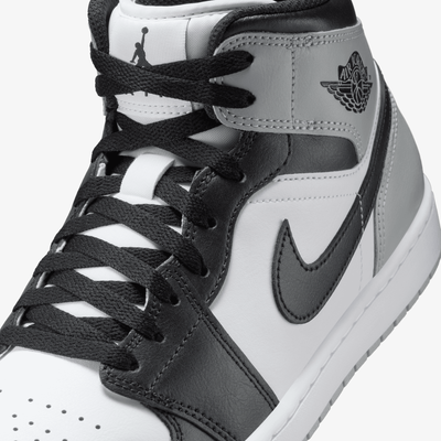 JORDAN | AIR JORDAN 1 MID { WHITE/BLACK-LT SMOKE GREY