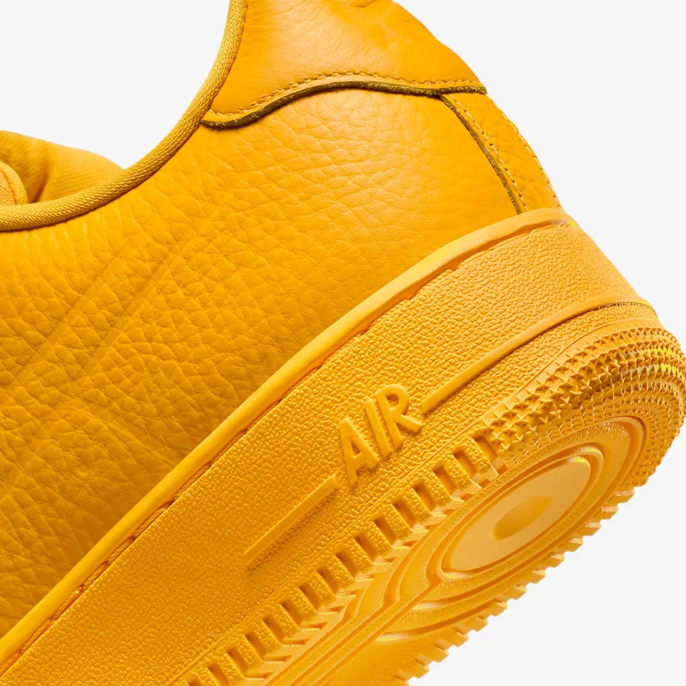 Nike | AIR FORCE 1 '07 PRO-TECH { UNIVERSITY GOLD/UNIVERSITY GOLD