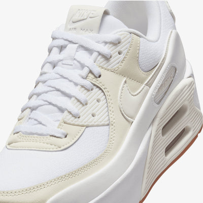 Nike | AIR MAX 90 LV8 { WHITE/SAIL-SOFT PEARL-PLATINUM TINT