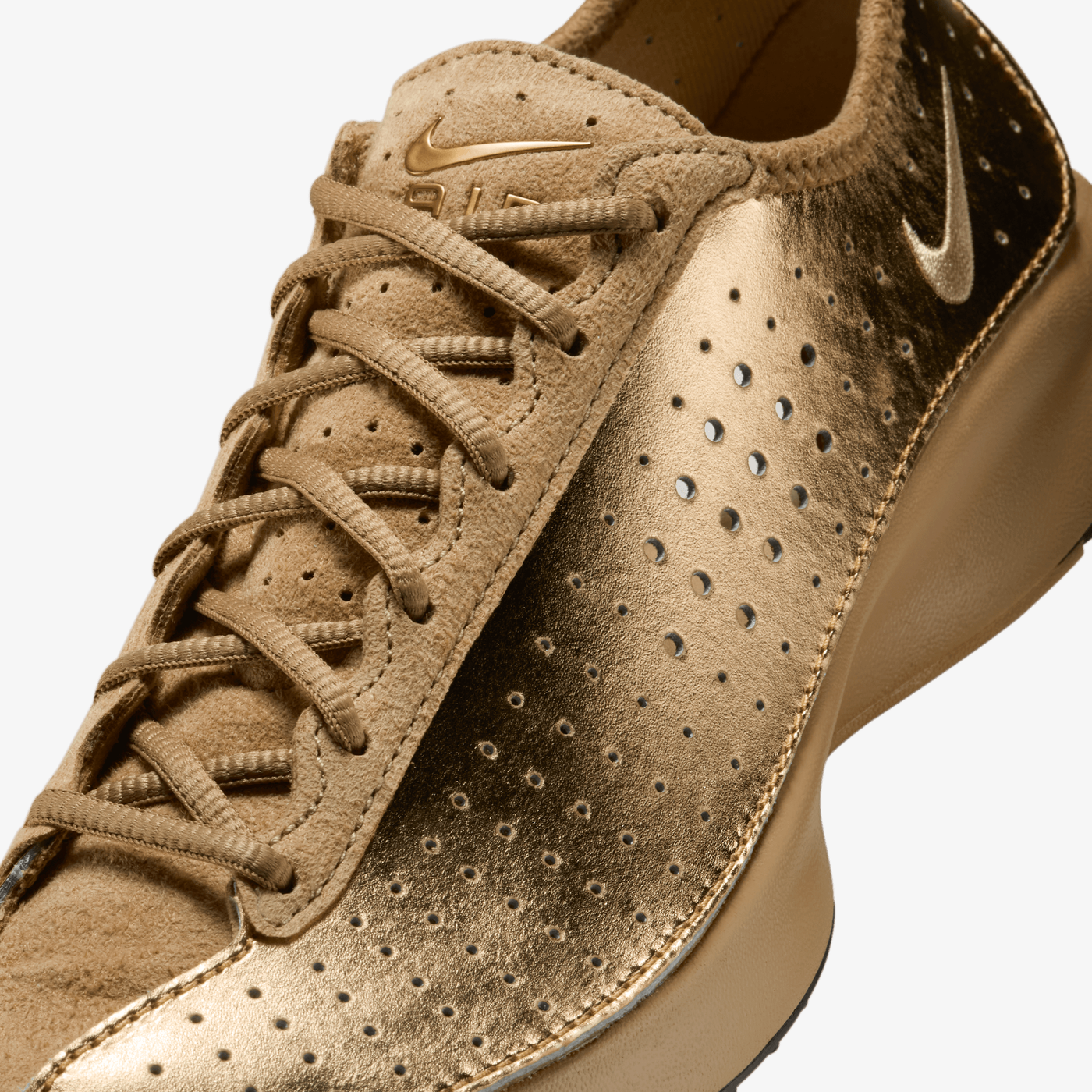 Nike | AIR SUPERFLY { METALLIC GOLD/PARACHUTE BEIGE-BLACK