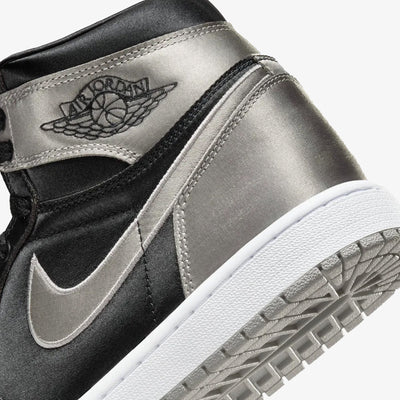 Jordan | AIR JORDAN 1 RETRO HIGH OG  { BLACK/MEDIUM GREY-WHITE