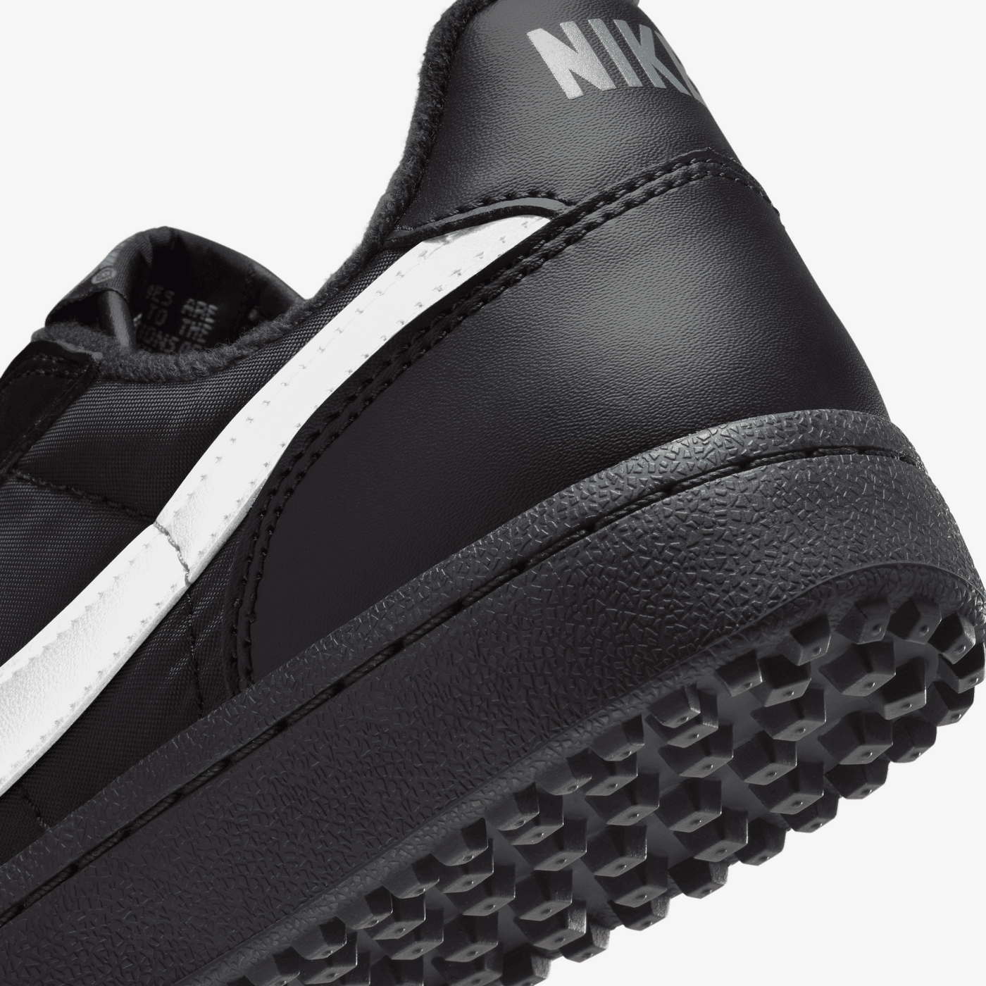 NIKE | FIELD GENERAL { BLACK/METALLIC SILVER-BLACK