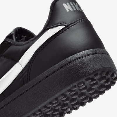 NIKE | FIELD GENERAL { BLACK/METALLIC SILVER-BLACK