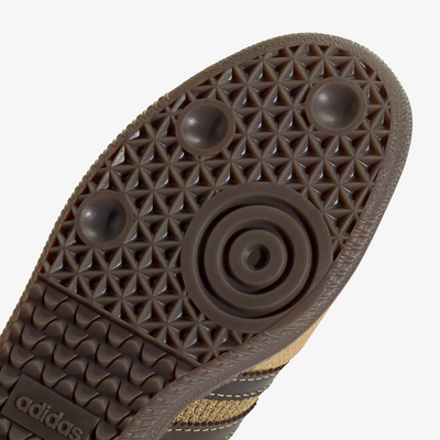 ADIDAS ORIGINALS | SAMBA OG { GOLDEN BEIGE/DARK BROWN/GUM