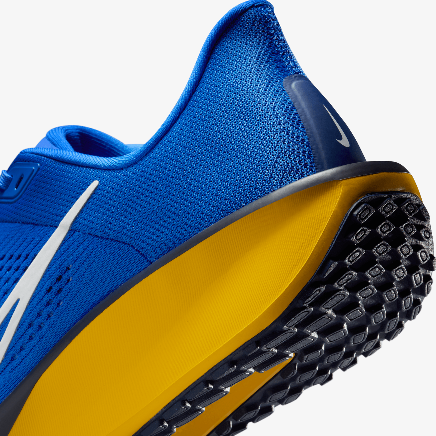 Nike | QUEST 6 { GAME ROYAL/FOOTBALL GREY-MIDNIGHT NAVY