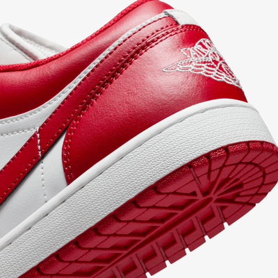 JORDAN | AIR JORDAN 1 LOW { SUMMIT WHITE/VARSITY RED-SUMMIT WHITE