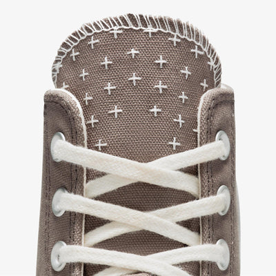 CONVERSE | CHUCK TAYLOR WORN-IN { BROWN