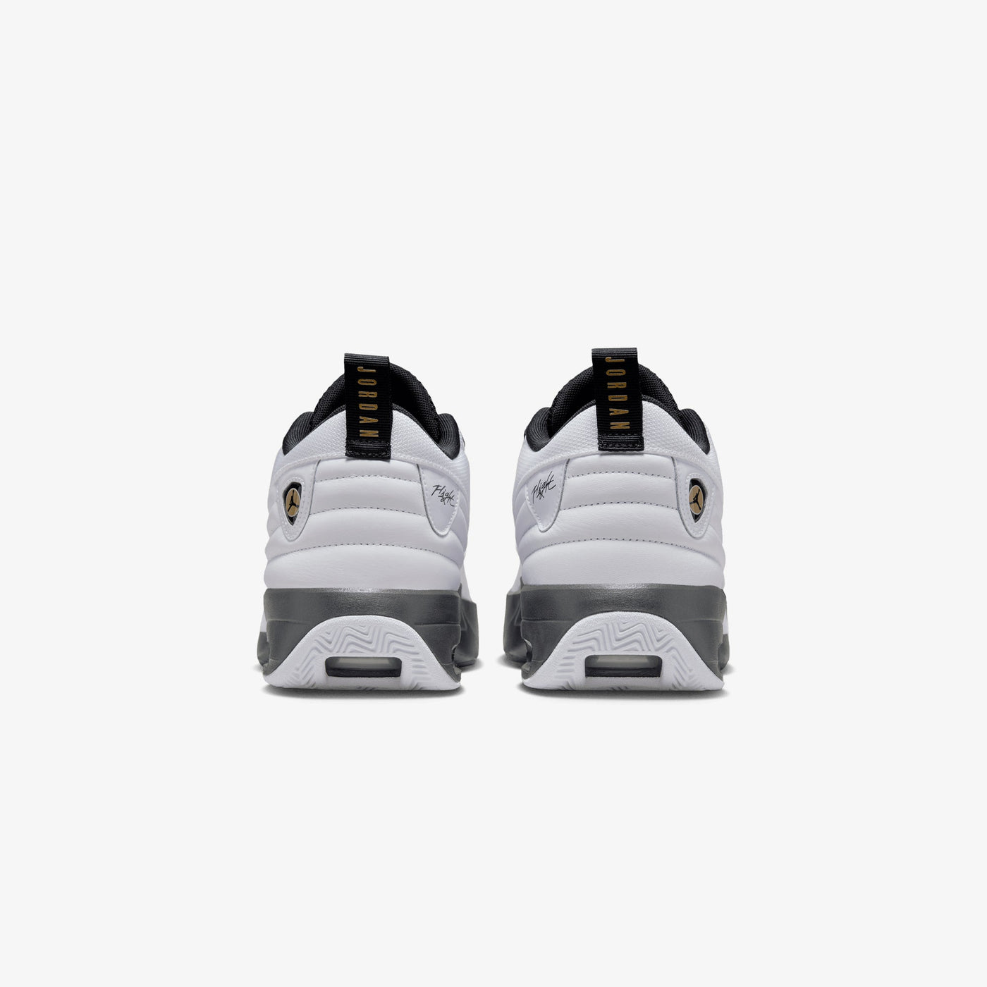 JORDAN | MAX AURA 6 { WHITE/METALLIC GOLD-BLACK