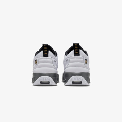 JORDAN | MAX AURA 6 { WHITE/METALLIC GOLD-BLACK