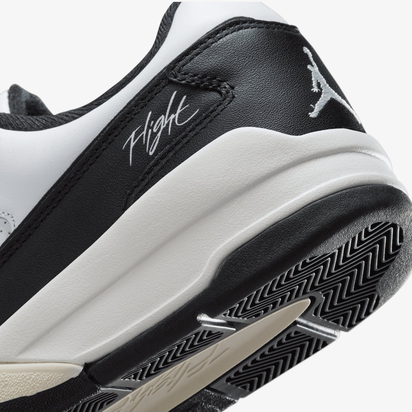 Jordan | FLIGHT COURT { WHITE/BLACK-SAIL