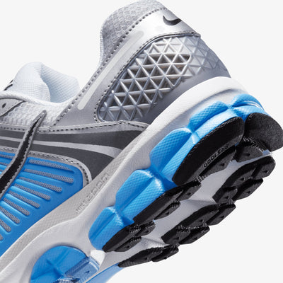 NIKE | ZOOM VOMERO 5 { WHITE/BLACK-PURE PLATINUM