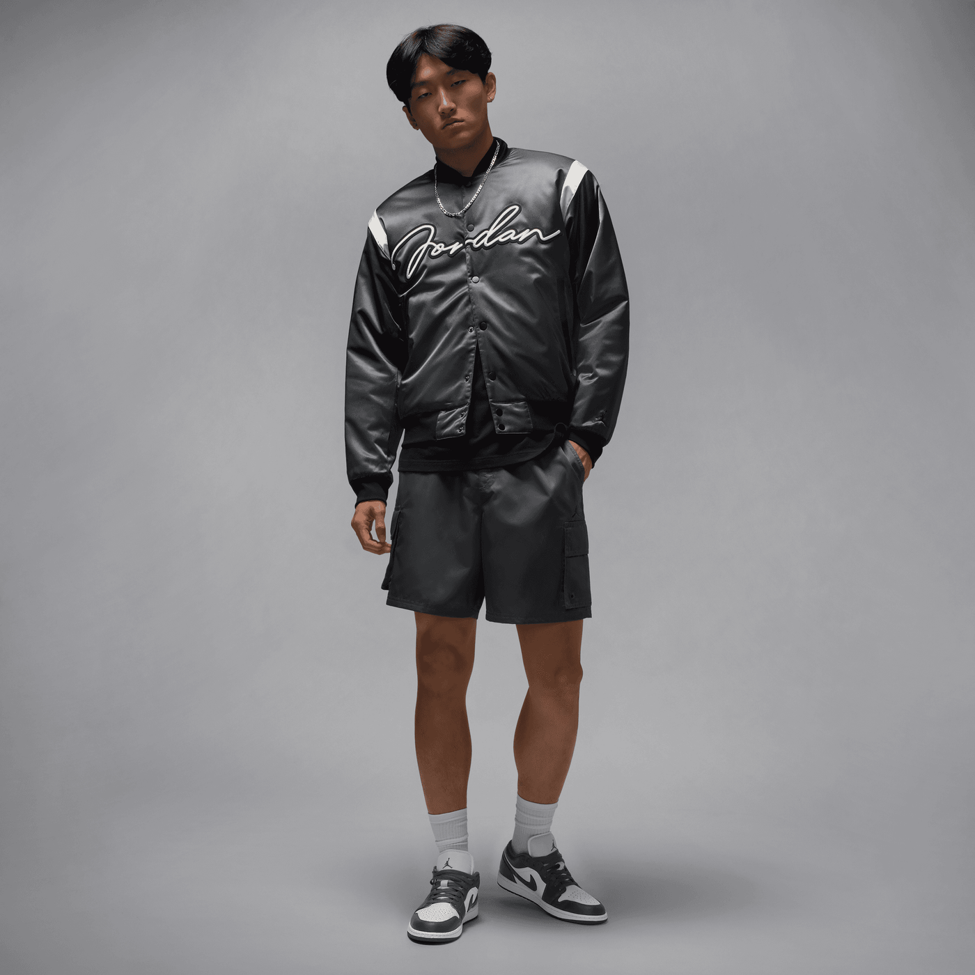 JORDAN | AIR JORDAN 1 LOW { IRON GREY/SUMMIT WHITE