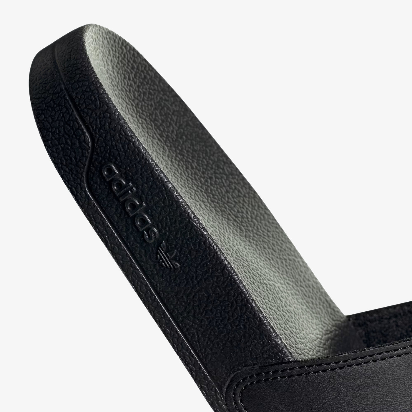 Adidas Originals | ADILETTE LITE SLIDES { CORE BLACK/CLOUD WHITE