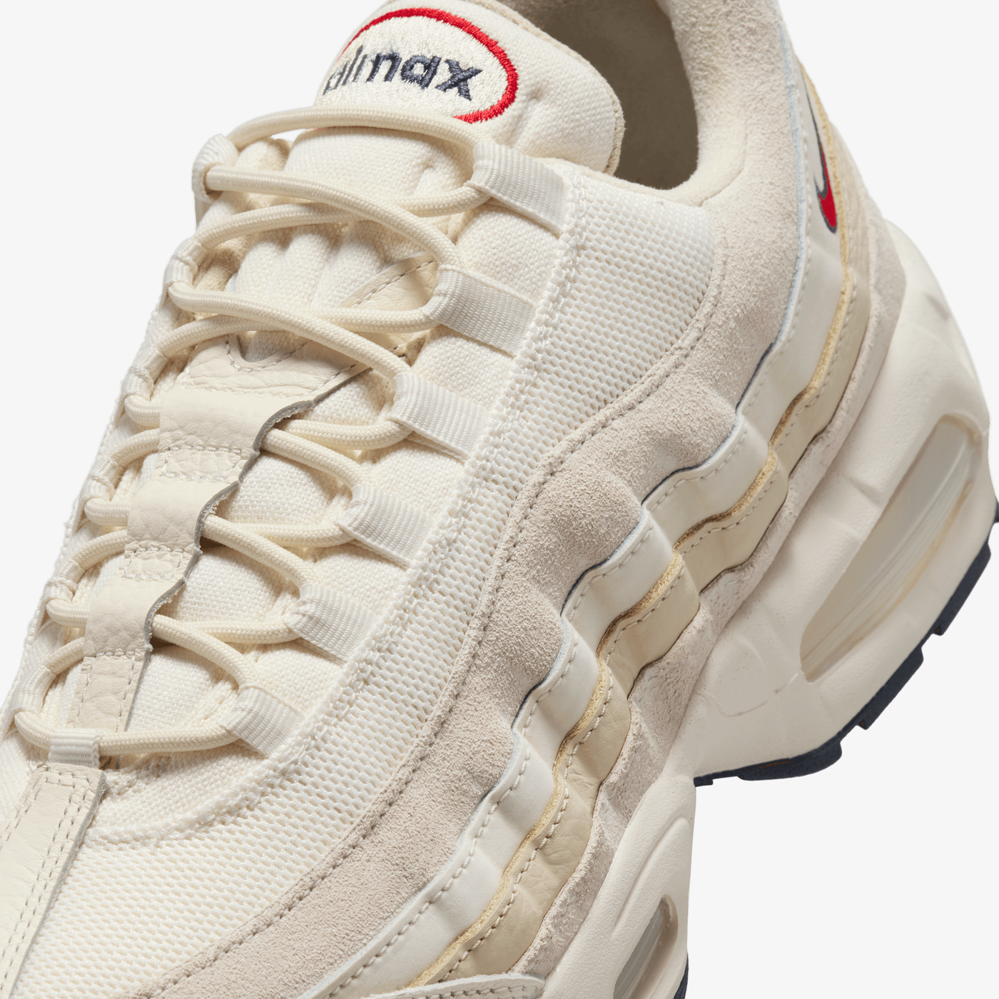Nike | AIR MAX 95 OG  { PALE IVORY/UNIVERSITY RED-LT KHAKI-SAIL