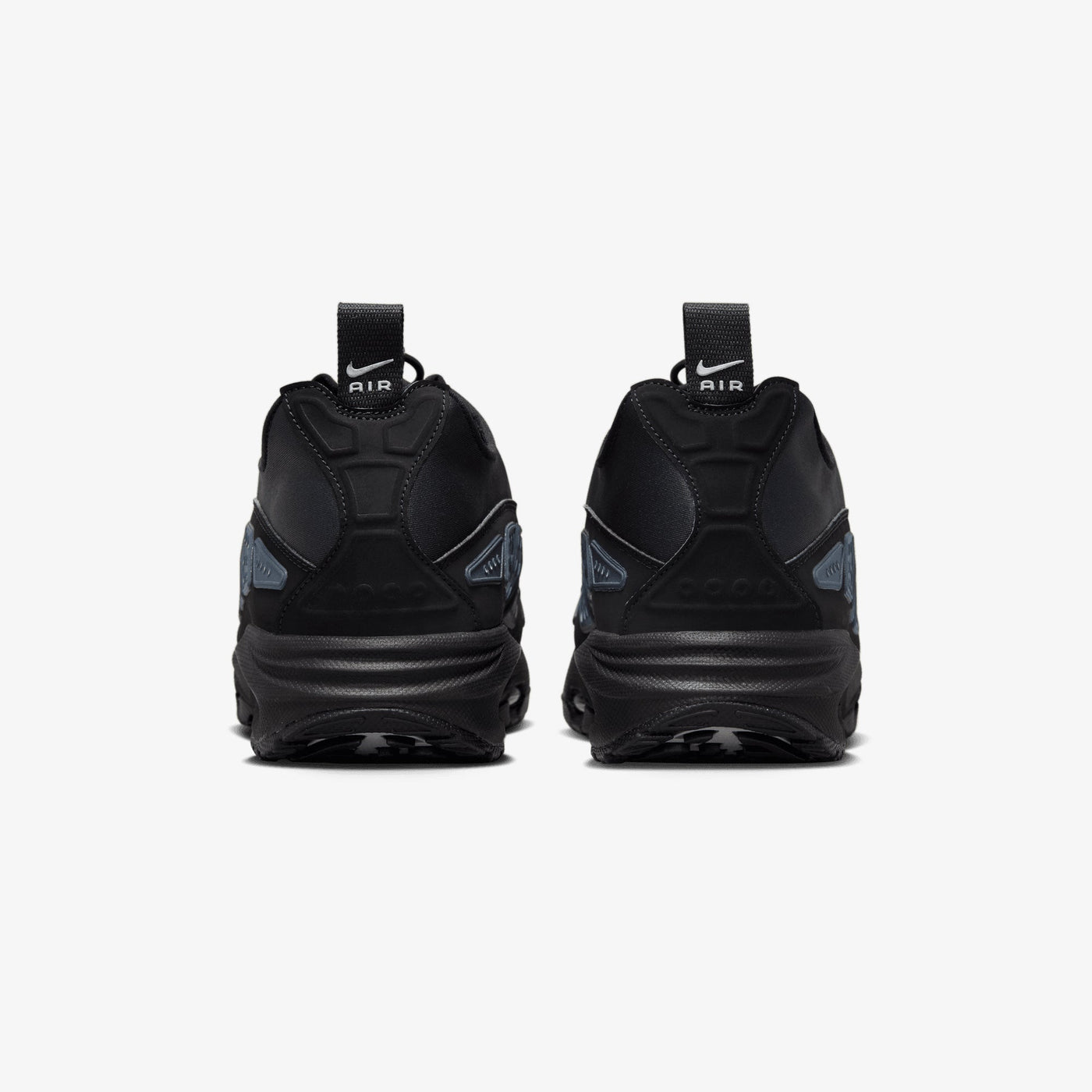 NIKE | AIR MAX SNDR { BLACK & SILVER