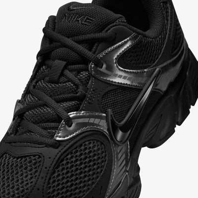 Nike | V5 RNR { BLACK/BLACK-ANTHRACITE