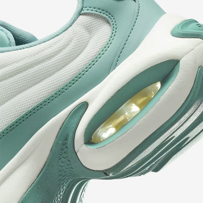 Nike | AIR MAX PORTAL { CANNON/SAIL